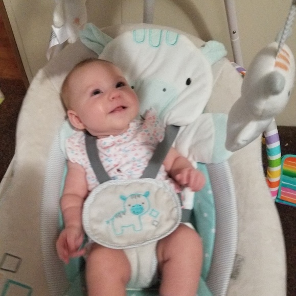 Meet your Posher, Lexi - Picture 1 of 3